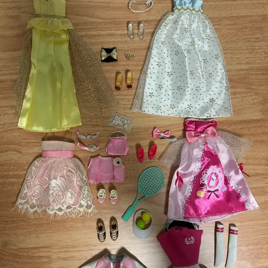[BUNJANG] Mimi Doll Clothing 5-Piece Bundle Set / 일괄) 미미 의상 5종 일괄 처분가 판매