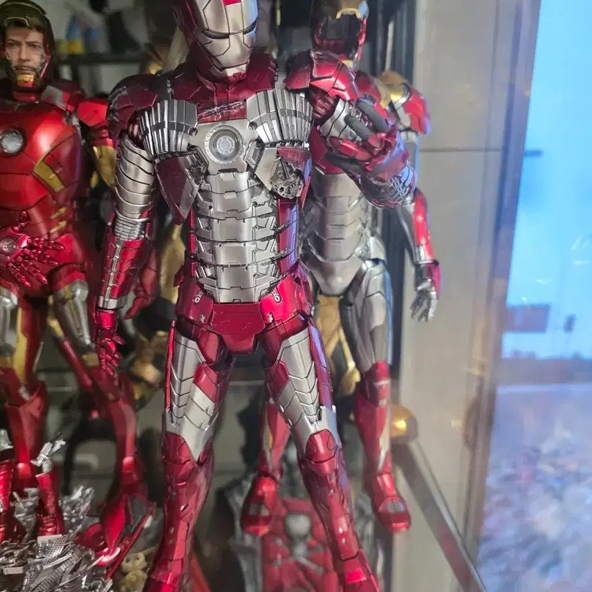 [BUNJANG] Hot Toys Mark 5 (Reissue) Action Figure / 핫토이 마크5  재판