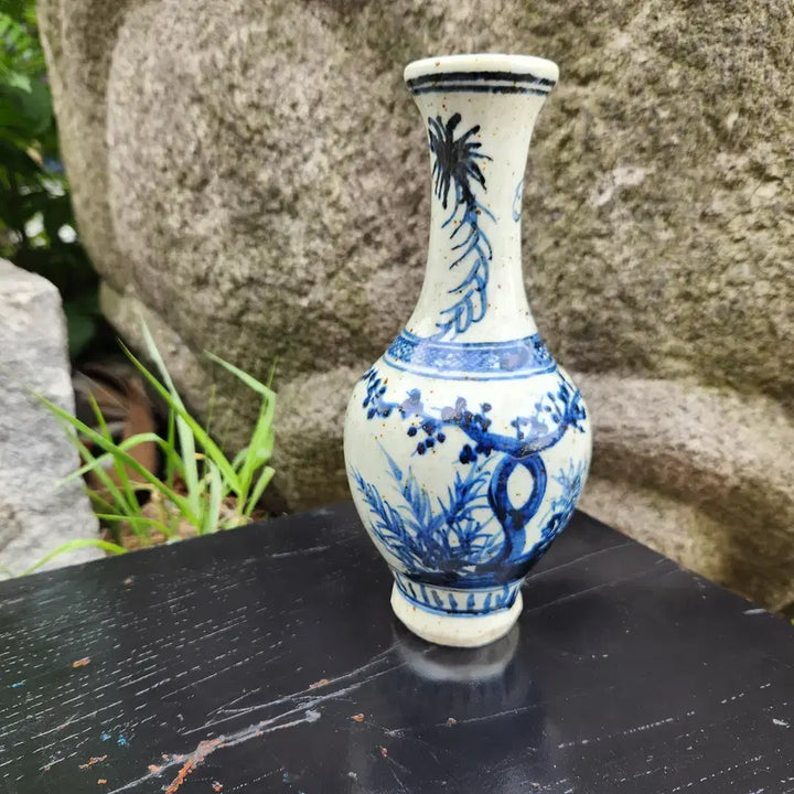 [BUNJANG] Chinese Celadon Blue and White Porcelain Vase with Floral Design / 중국도자기 청화백자 초화문주병