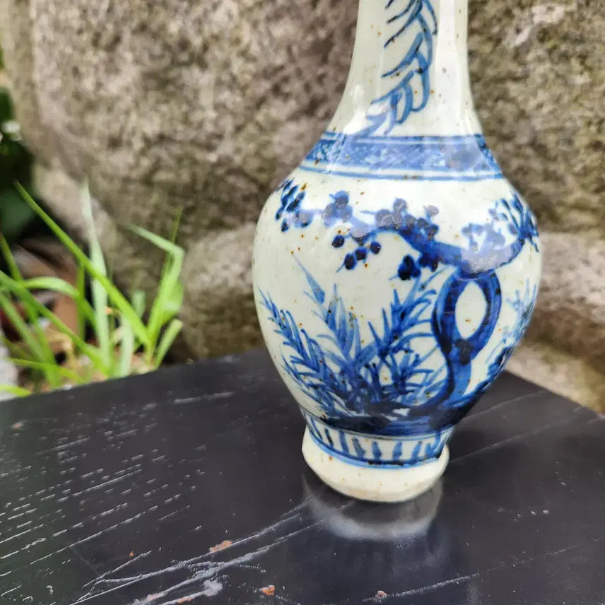 [BUNJANG] Chinese Celadon Blue and White Porcelain Vase with Floral Design / 중국도자기 청화백자 초화문주병