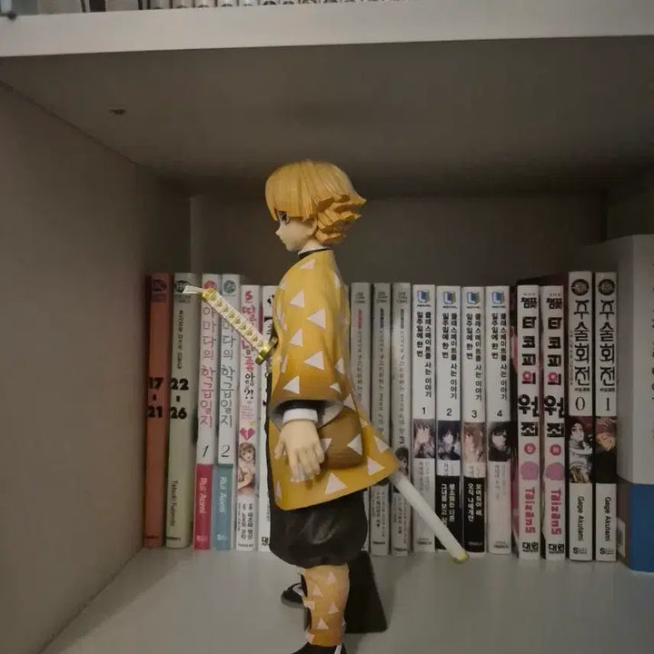 [BUNJANG] Zenitsu Agatsuma Figure / 젠이츠 피규어 싸게 판매합니다