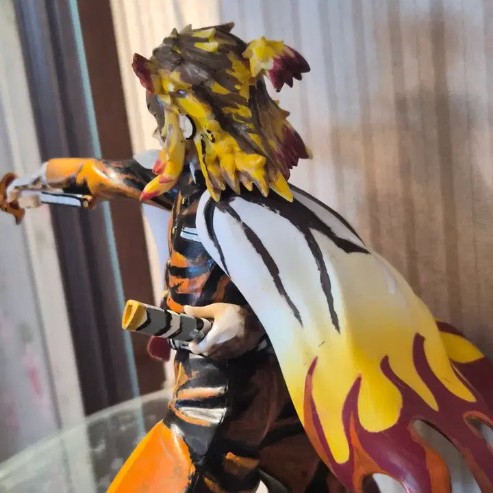 [BUNJANG] Demon Slayer Kyojuro Rengoku Repainted Figure / 귀멸의 칼날 렌고쿠 쿄쥬로 리페인트 피규어