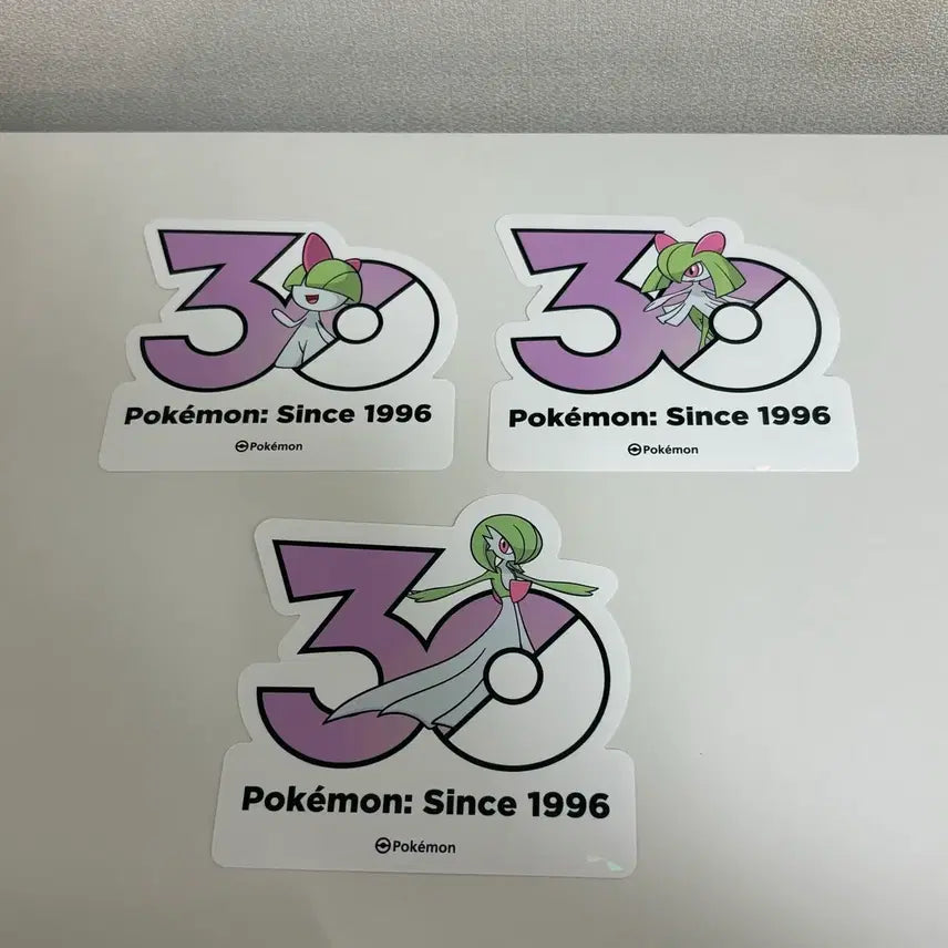 [BUNJANG] Pokemon 30th Anniversary Logo Sticker Ralts Kirlia Gardevoir / 포켓몬 30주년 로고스티커 랄토스 킬리아 가디안