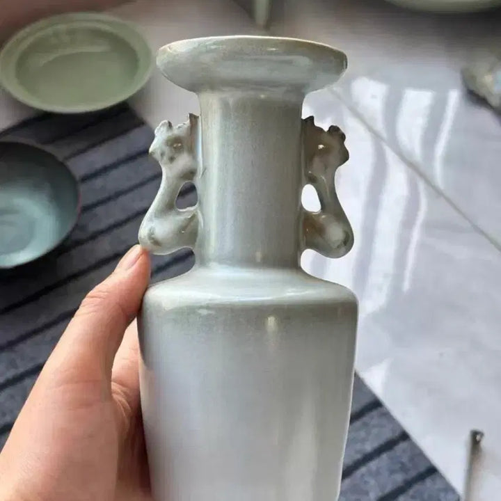 [BUNJANG] Authentic Celadon Porcelain Vase - Early Qing Dynasty / 진품 청나라초기 용천요(운송시간13일)