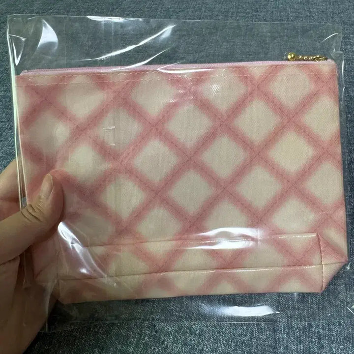 [SOLD OUT] 헬로키티 고전 파우치 새상품 판매중