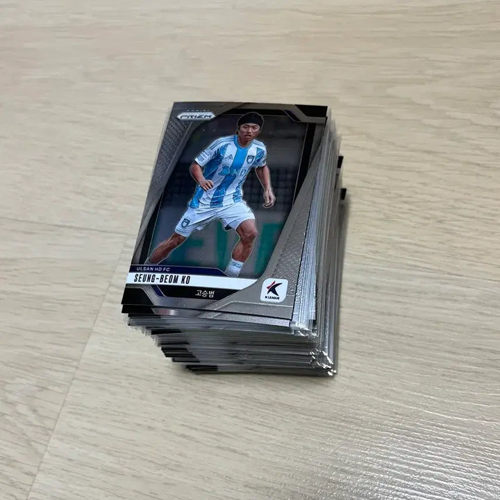 [BUNJANG] 2025 K League Panini Prizm Ulsan HD Soccer Cards Bundle Set (96 Cards) / 2025 k리그 파니니 프리즘 울산hd 축구카드 96장 일괄