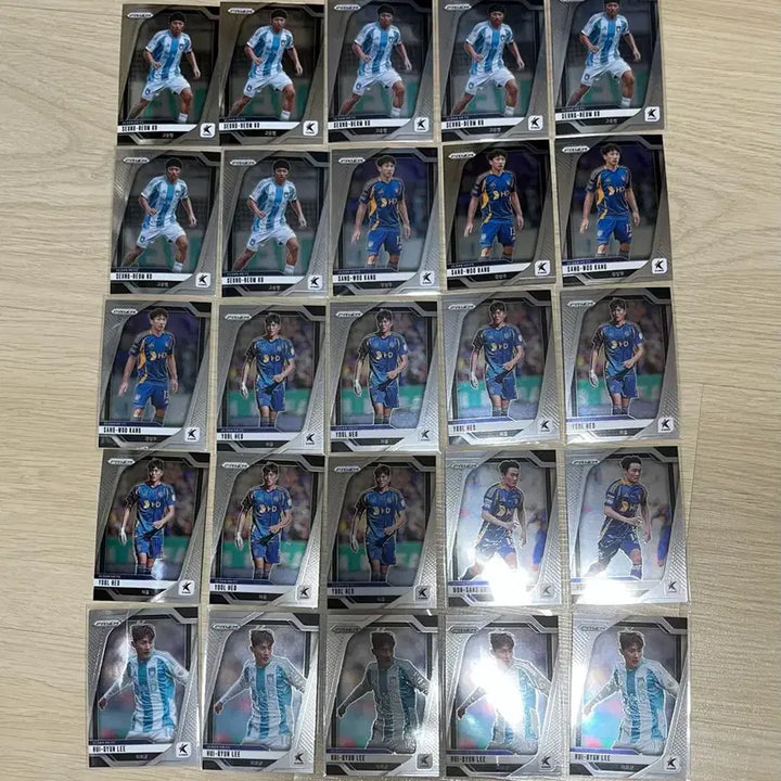 [BUNJANG] 2025 K League Panini Prizm Ulsan HD Soccer Cards Bundle Set (96 Cards) / 2025 k리그 파니니 프리즘 울산hd 축구카드 96장 일괄