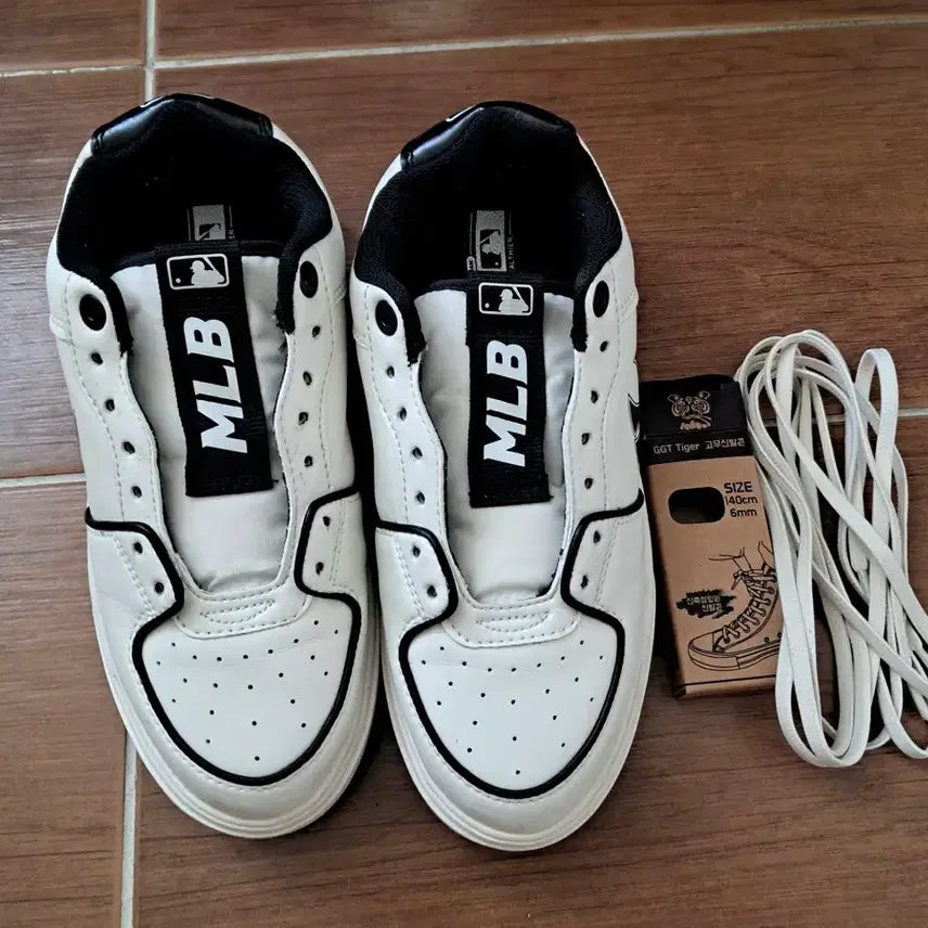 [BUNJANG] MLB Sneakers - Rubber Laces / MLB 스니커즈 운동화 240