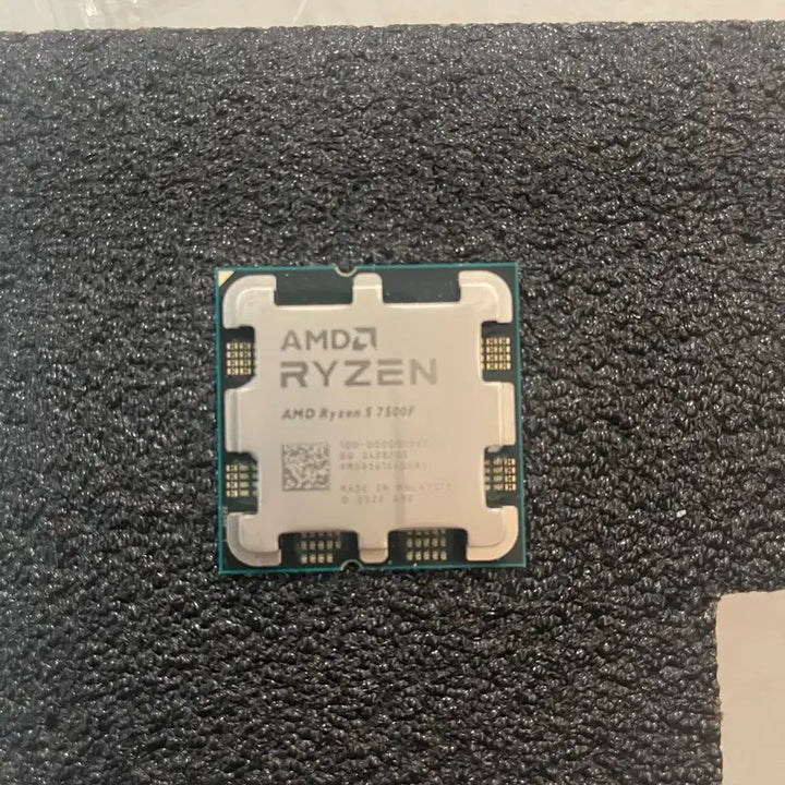 [BUNJANG] AMD Ryzen 5 7500F Raphael Multi Pack CPU / AMD 라이젠5-5세대 7500F (라파엘) (멀티팩) 정품