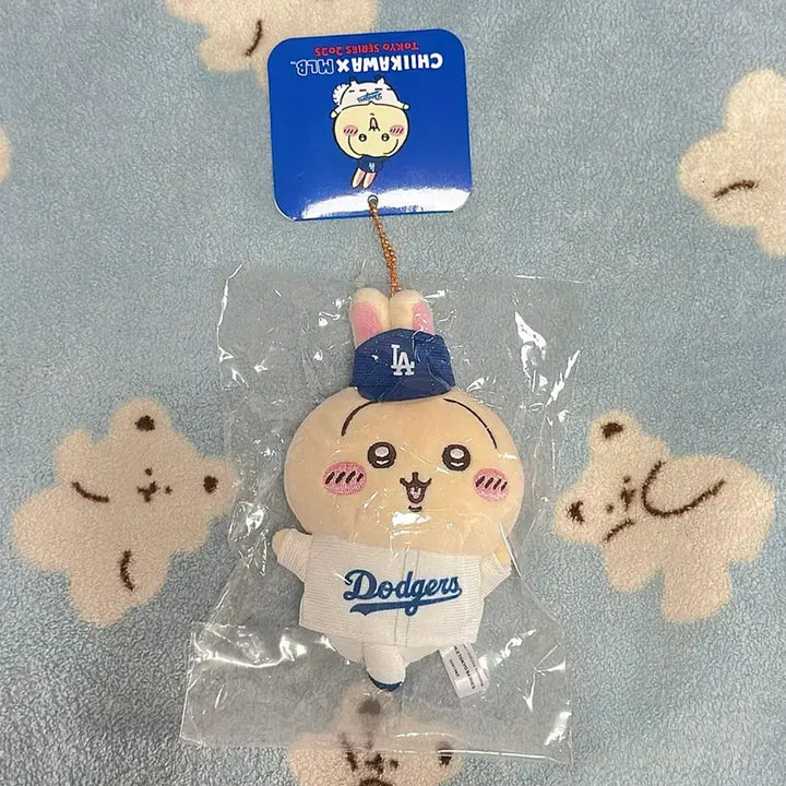 [BUNJANG] Chiikawa Dodgers Usagi Mascot Plush / 덤)치이카와 mlb 다져스 우사기 마스코트
