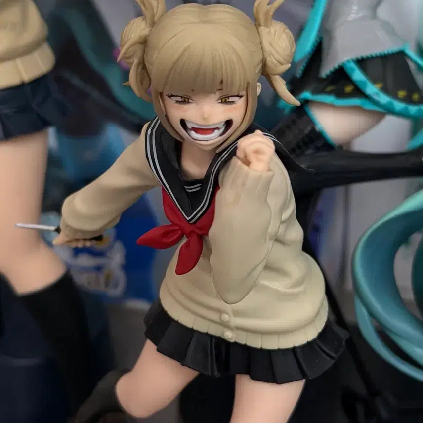 [BUNJANG] My Hero Academia Himiko Toga Figure Bundle Set (Box Included) / 일괄) 박스O 나의 히어로 아카데미아 토가 피규어 양도