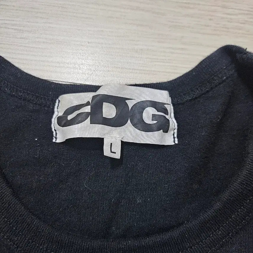 [BUNJANG] Comme des Garçons CDG Black T-Shirt / 꼼데가르송 CDG 반팔 블랙 L