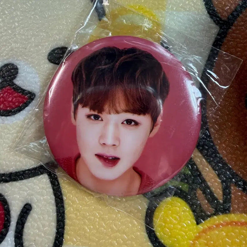 [SOLD OUT] 박지훈  뱃지 002