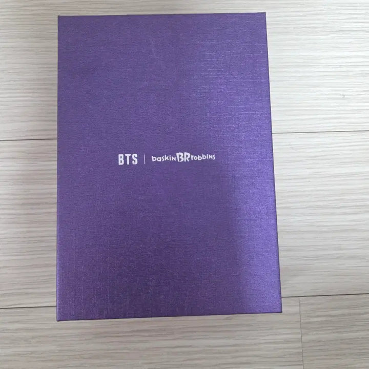 [BUNJANG] BTS x Baskin Robbins Keychain / (배송비 포함 가격) 방탄소년단 배스킨라빈스 키링