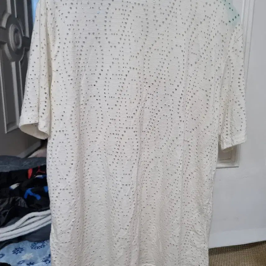 [BUNJANG] Lace Lip Glitter Short Sleeve T-Shirt / 레이스 입술 반짝이 반팔 티셔츠 흰색