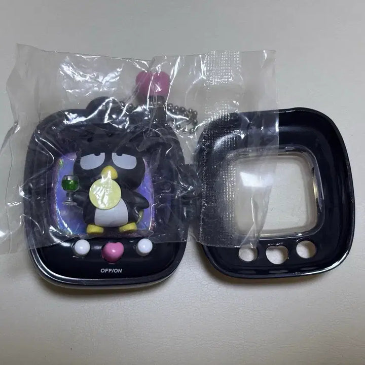 [SOLD OUT] 미니소 산리오 포켓 엘프 피규어 키링 배드바츠마루