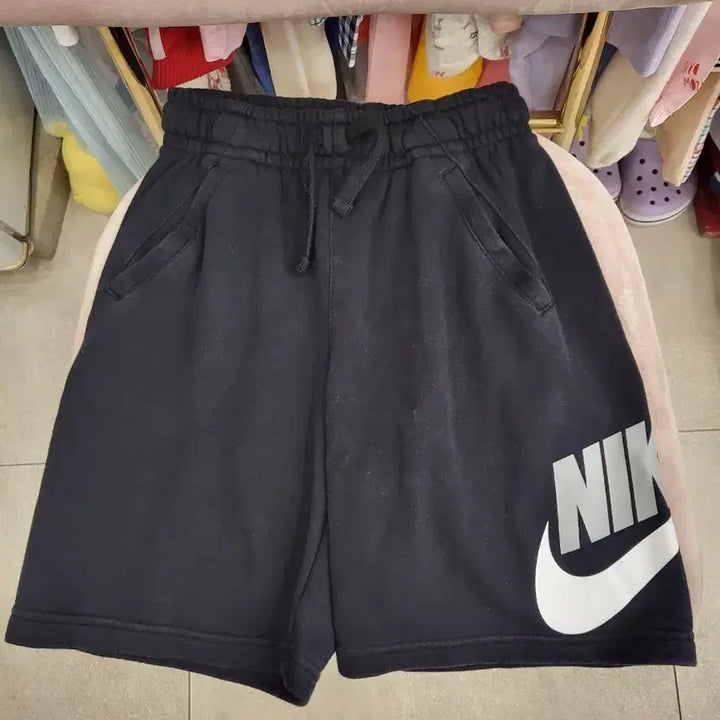 [BUNJANG] Nike Swoosh Shorts / 나이키 스우시 반바지
