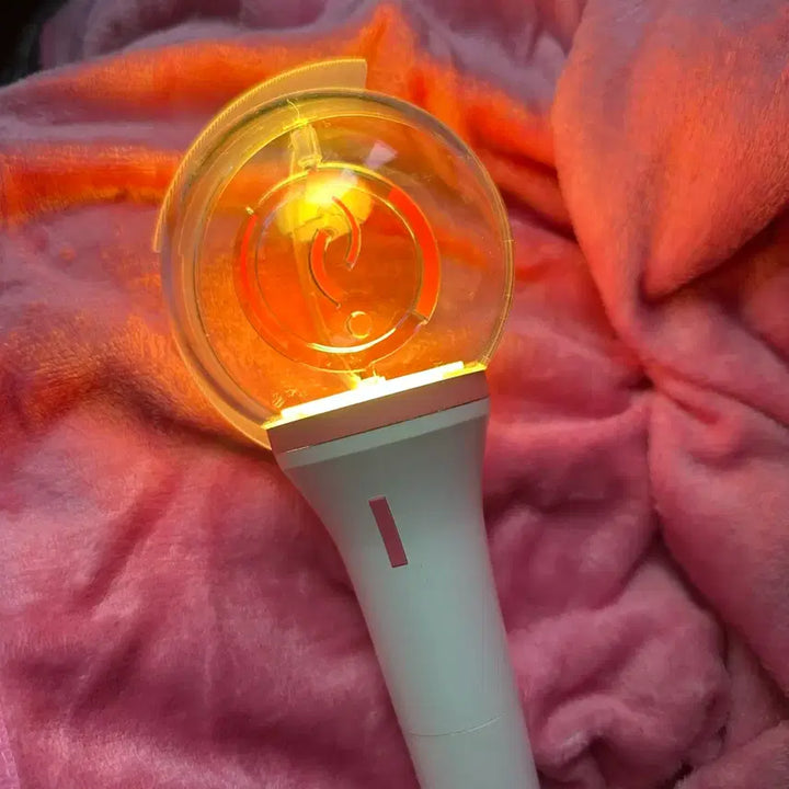 [SOLD OUT] STAYC 스테이씨 응원봉 윙크봉 판매합니다