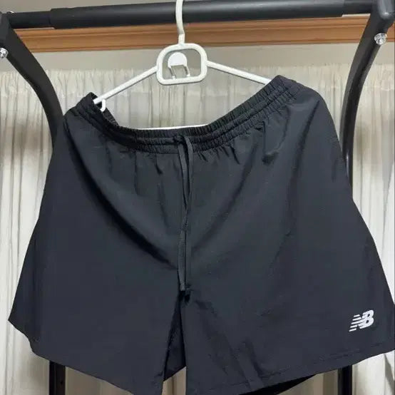 [SOLD OUT] 뉴발란스 러닝복 트레이닝복 반바지 쇼츠