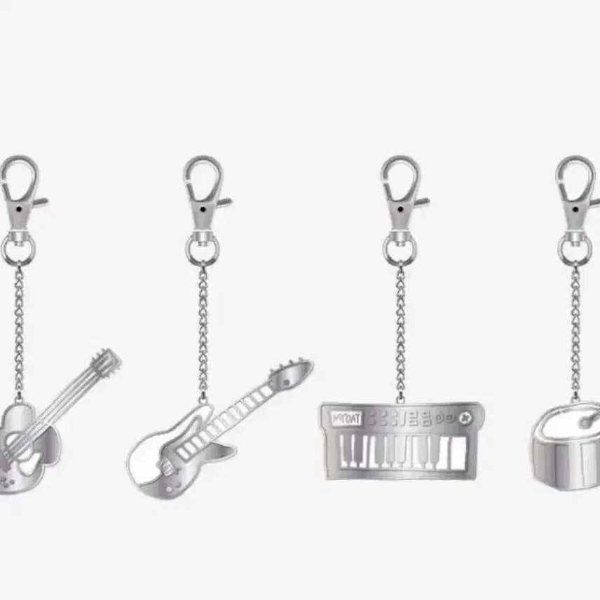 [SOLD OUT] 데이식스 영케이 메탈 악기 키링 양도