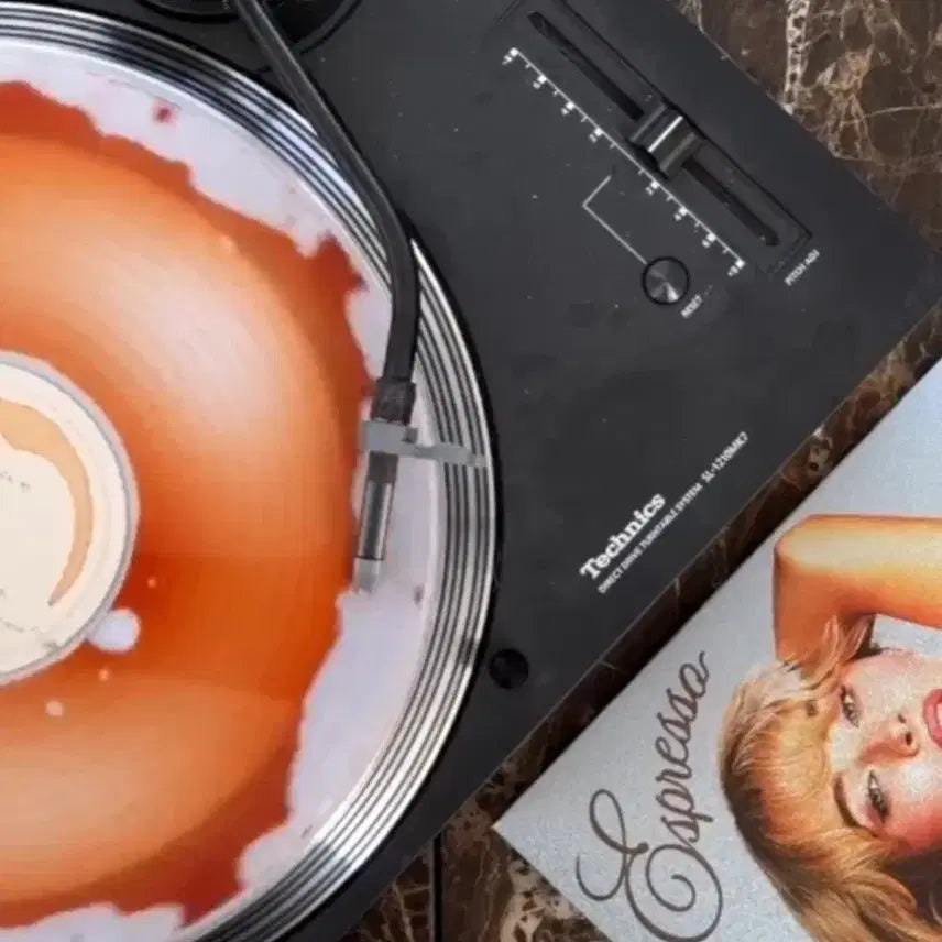 [BUNJANG] Sabrina Carpenter Espresso Limited Edition Numbered Opaque Vinyl / 배송시작) 사브리나 카펜터 lp espresso 글리터 자켓 리퀴드 넘버링 한정반