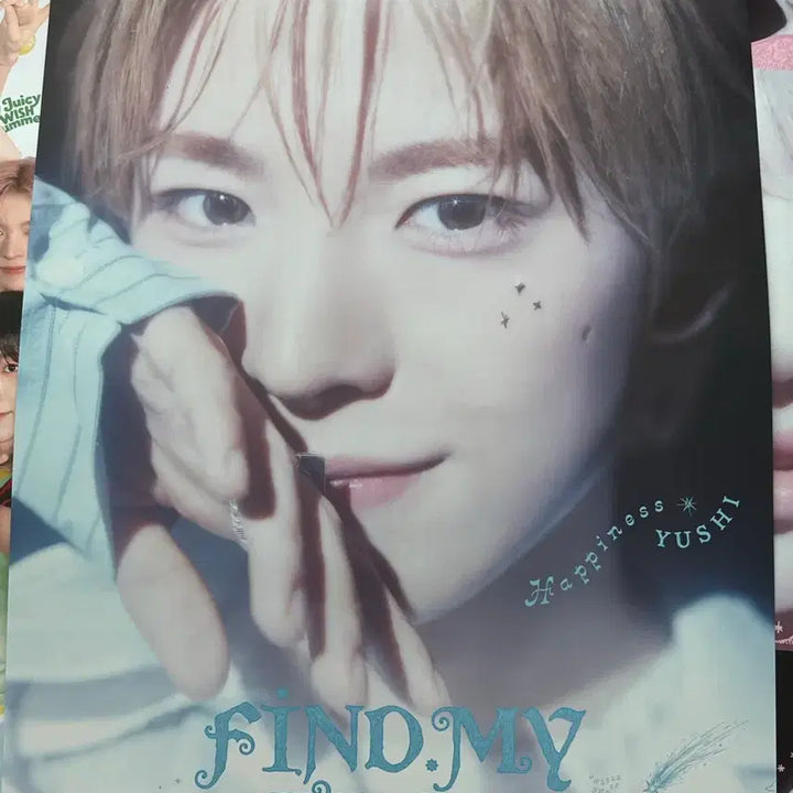 [SOLD OUT] 엔시티 위시 메가커피 유우시 시온 사쿠야 단체 포스터 컵홀터 일괄