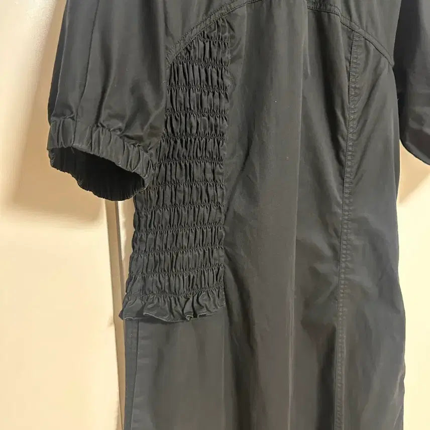 [BUNJANG] COS Black Frill Smocking Dress Size 36 / 코스 블랙 프릴 스모킹 원피스 36