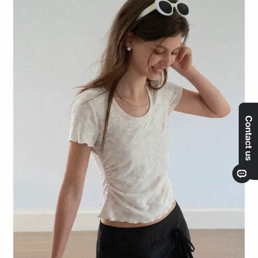 [BUNJANG] EGGKA Lace Texture Cropped T-Shirt / [새상품] EGGKA 에그카 레이스 텍스쳐 크롭 티셔츠