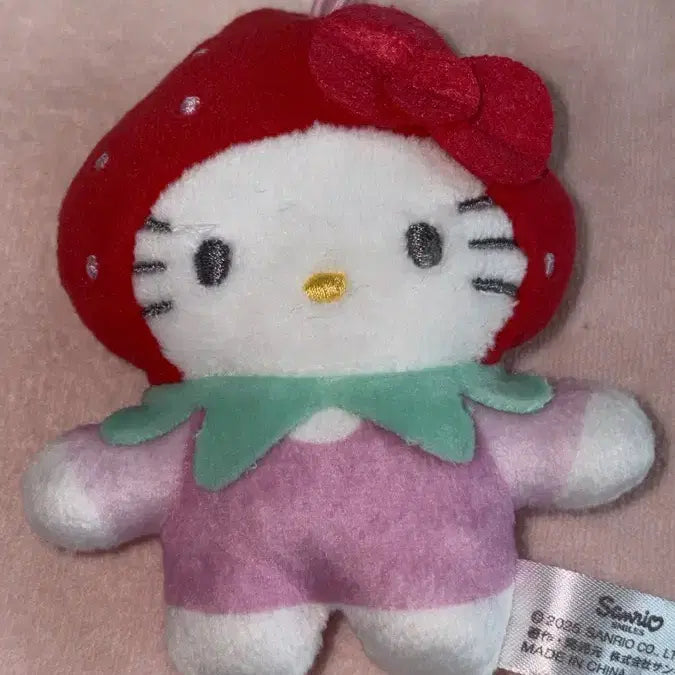 [BUNJANG] Sanrio Strawberry Kitty Charm / 딸기키티