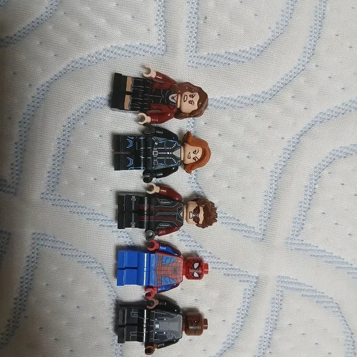 [BUNJANG] LEGO Marvel Minifigure 5-Figure Set / 레고 마블 미니피규어 5종 (스파이더맨, 블랙위도우 등)