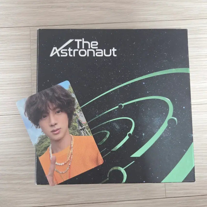 [BUNJANG] BTS Jin The Astronaut Album Photocard Included / ( 포카 포함 ) 방탄소년단 진 앨범 - The Astronaut