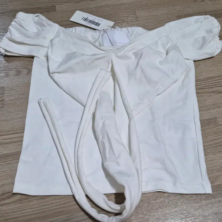 [BUNJANG] Not Your Rose Off Shoulder Ribbon Top (Ivory) / [새상품]낫유어로즈 Off shoulder ribbon top (Ivor