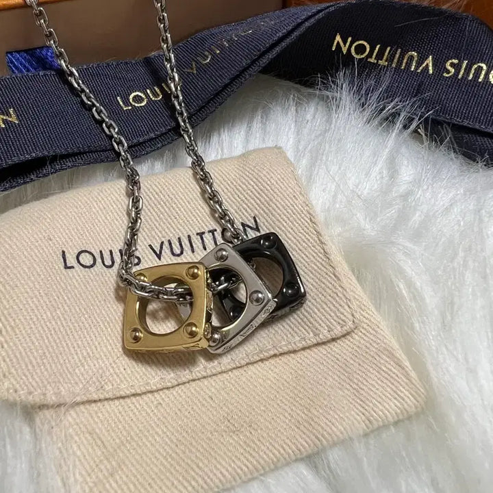 [BUNJANG] Louis Vuitton Monogram Bold Necklace / [새상품급/풀구성] 루이비통 모노그램 볼드 목걸이