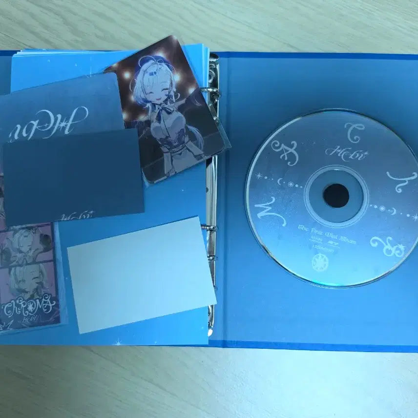 [BUNJANG] Hebi Diary + Crayons Set / hebi (헤비) 굿즈 다이어리 판매합니다