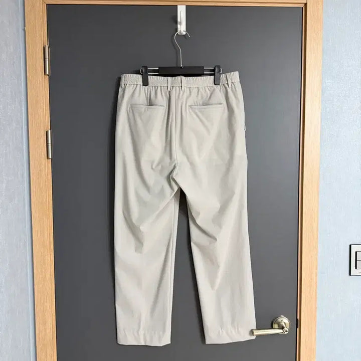 [BUNJANG] Time Homme 26ss Light Stretch Pants Ecru Size 88 / 타임옴므 / 26ss 라이트 스트레치 팬츠 에크루 / 88