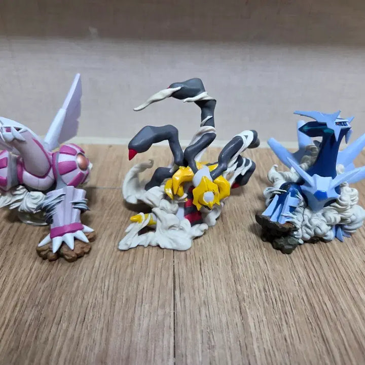 [SOLD OUT] 포켓몬 카이요도 한정 피규어 펄기아 기라티나 디아루가 3종