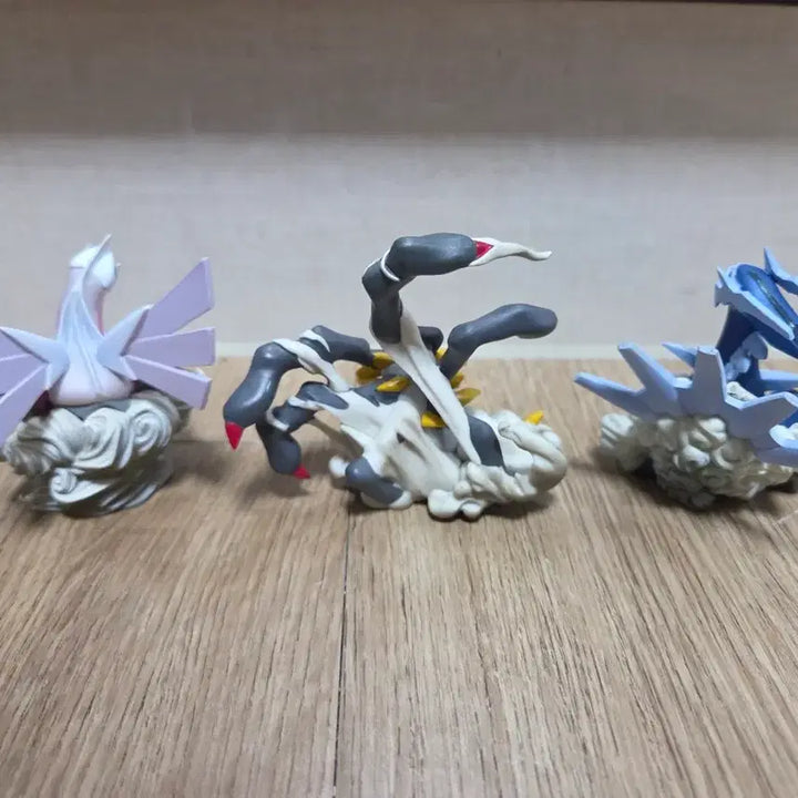 [SOLD OUT] 포켓몬 카이요도 한정 피규어 펄기아 기라티나 디아루가 3종