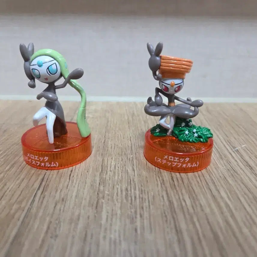 [BUNJANG] Pokemon Bottle Cap Figure Meloetta (Set of 2) / 포켓몬 보틀캡 피규어 메로엣타 2종