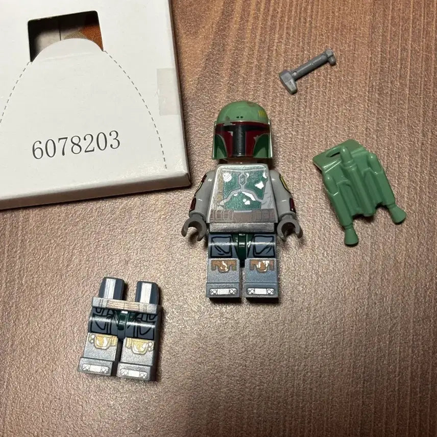 [BUNJANG] LEGO Star Wars Boba Fett with Custom Legs / 레고 스타워즈 보바펫 + 커스텀 팔