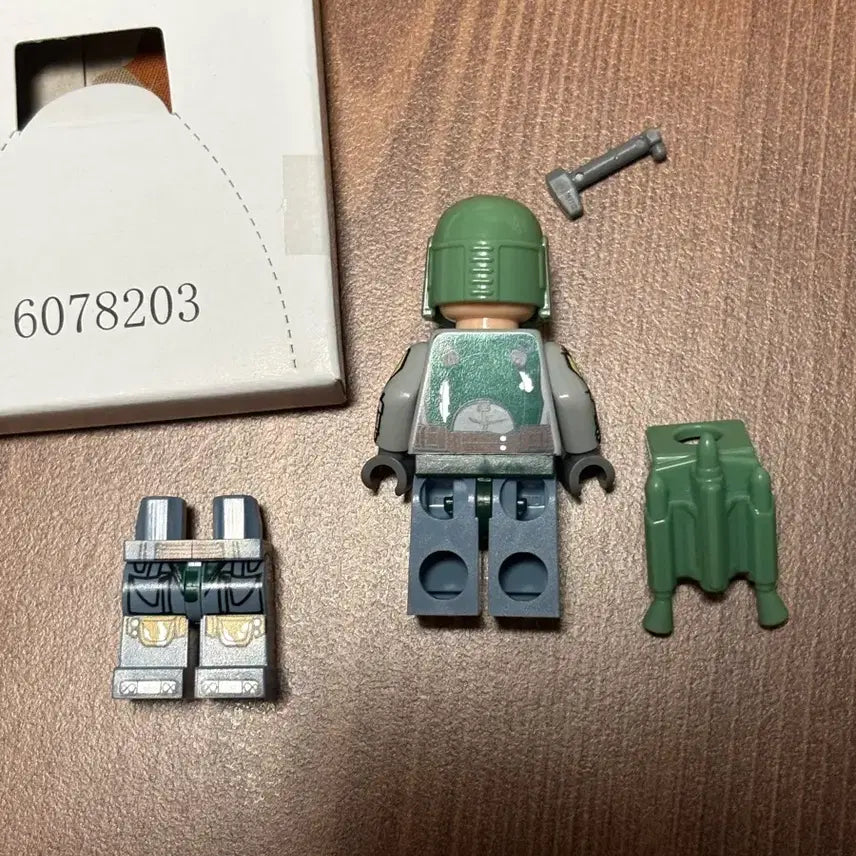 [BUNJANG] LEGO Star Wars Boba Fett with Custom Legs / 레고 스타워즈 보바펫 + 커스텀 팔