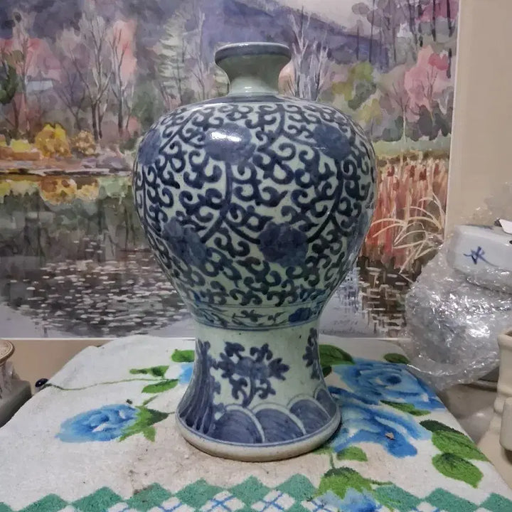 [BUNJANG] Korean Celadon Vase with Floral Design / 초화문 매병