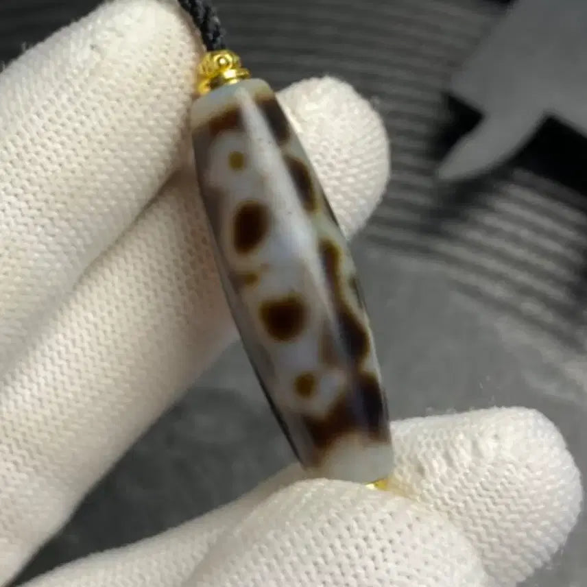 [BUNJANG] Tibet Dzi Agate Pendant for Wealth and Fortune / 티벳 오재신 천주 목걸이 재물운 희귀 수집품 상태A+