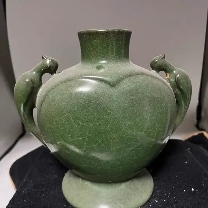 [BUNJANG] Authentic Ming Dynasty Celadon Porcelain Vase / 진품  명나라 중후기 녹유 용천요(운송시간13일)