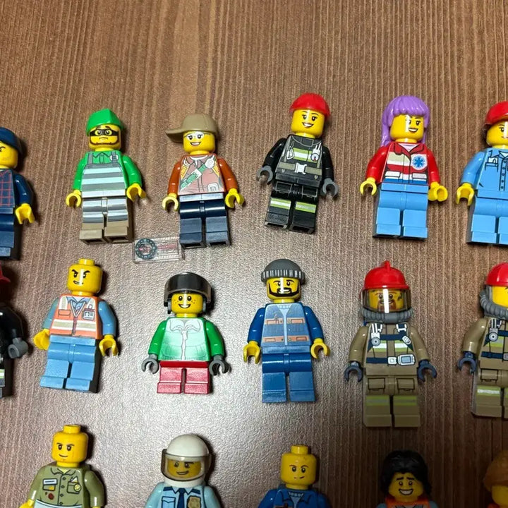 [BUNJANG] LEGO City Minifigure Collection Bundle Set / 레고 시티 미니피규어 모음 일괄