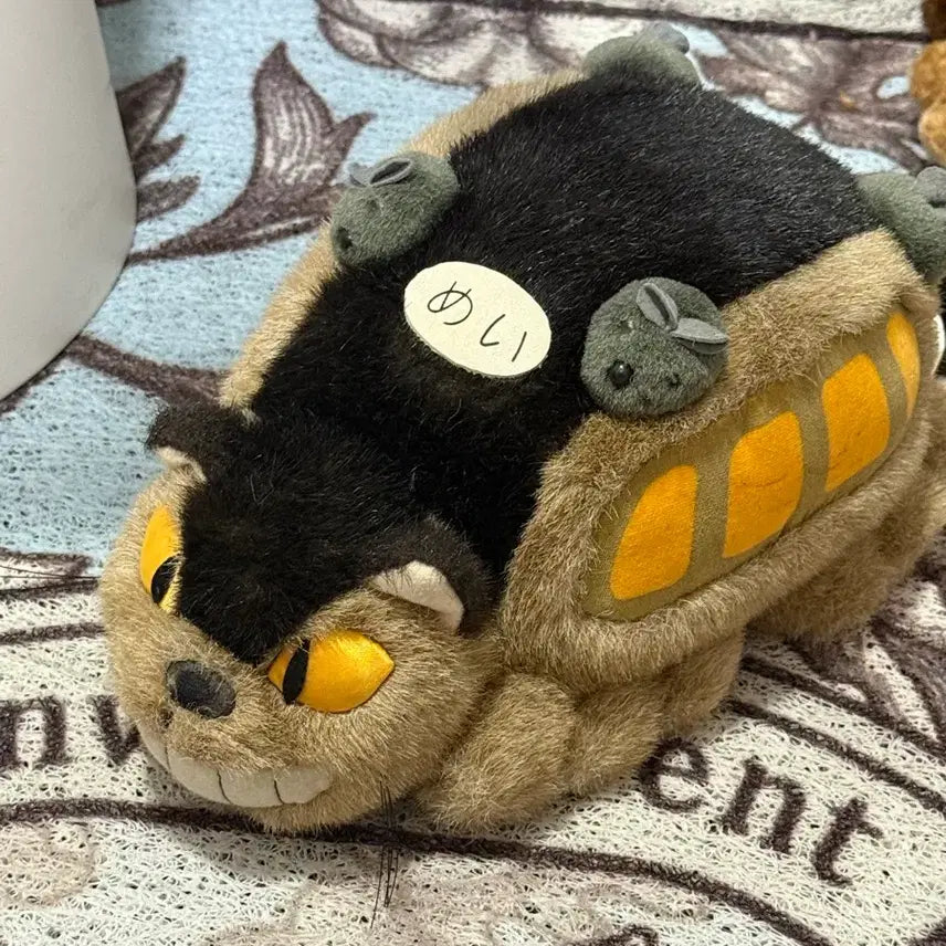 [BUNJANG] Vintage Ghibli Catbus (Nekobasu) Figure / 고전 네코버스 정리 토토로 버스 고양이버스 지브리