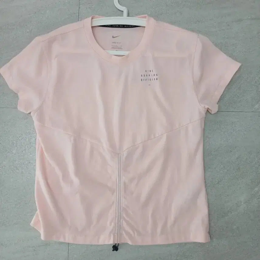 [SOLD OUT] 나이키 런닝 우먼스 드라이핏 런 디비전 반팔 M