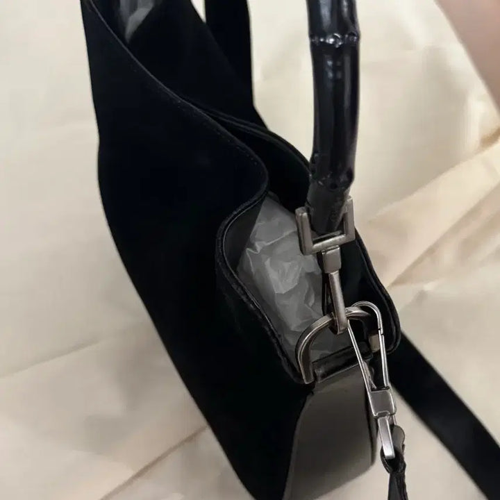 [BUNJANG] Gucci Vintage Black Bamboo 2-Way Suede Bag with Authenticity Card / [정품] 구찌 빈티지 스웨이드 블랙뱀부 2way (보증서포함)