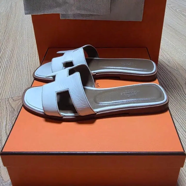 [BUNJANG] Hermes Oran Sandals White Women&