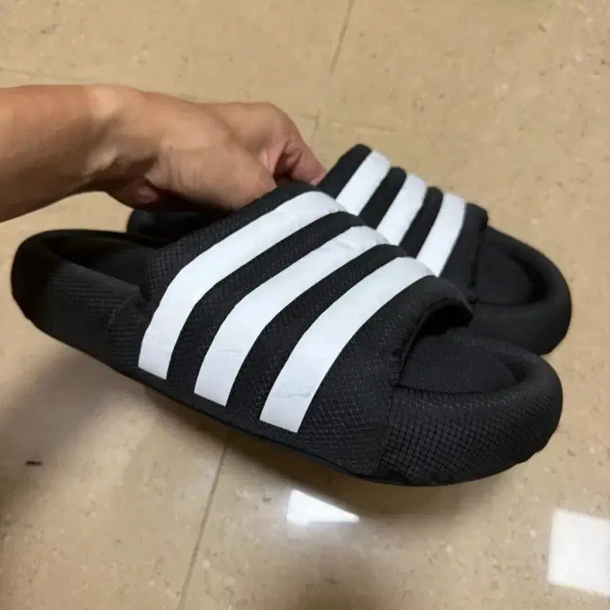 [BUNJANG] Adidas Adilette 24 Slides Black / 아디다스 아딜렛 24 블랙 295mm