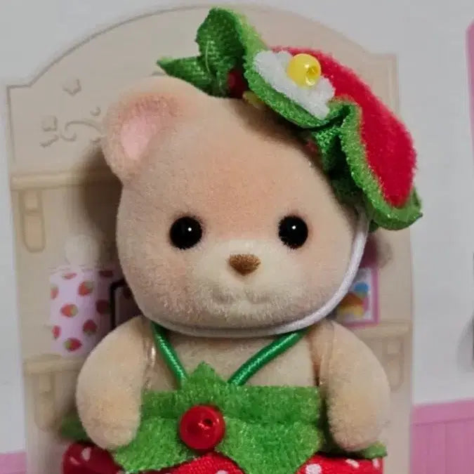 [BUNJANG] Sylvanian Families Strawberry Bear Baby Split Set / 실바니안 모여라 딸기 곰 아기 분철 판매